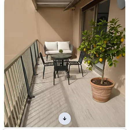 Avec Balcon Vue סן-מקסים