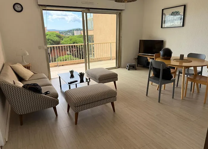 Avec Balcon Vue סן-מקסים